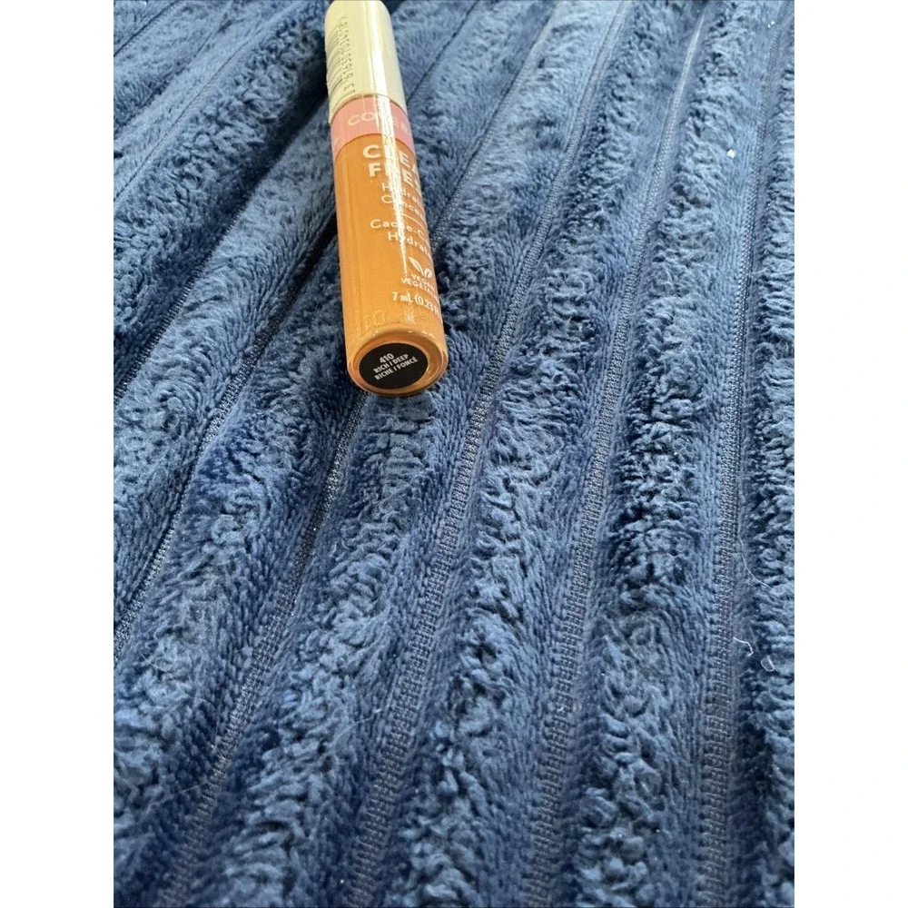 COVERGIRL Clean Fresh Hydrating Concealer,410 ‎ Rich / Deep , 0.23 oz